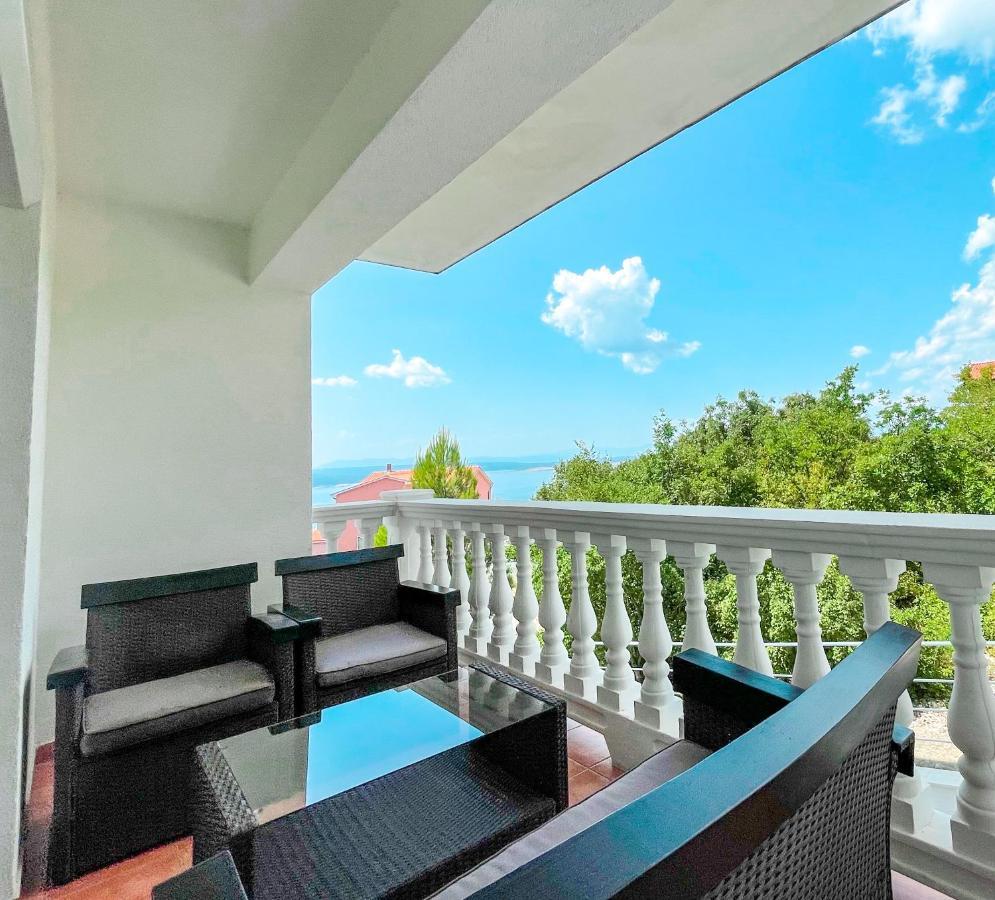 Apartments Villa Klaudia - Adults Only Crikvenica Dış mekan fotoğraf