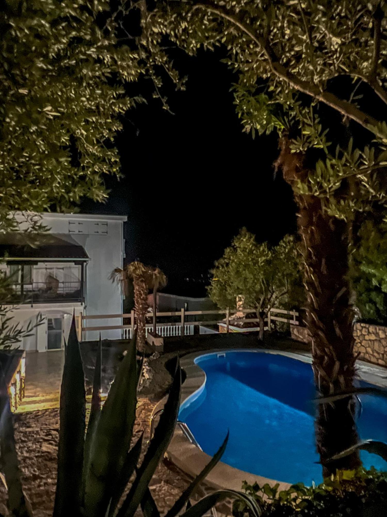 Apartments Villa Klaudia - Adults Only Crikvenica Dış mekan fotoğraf